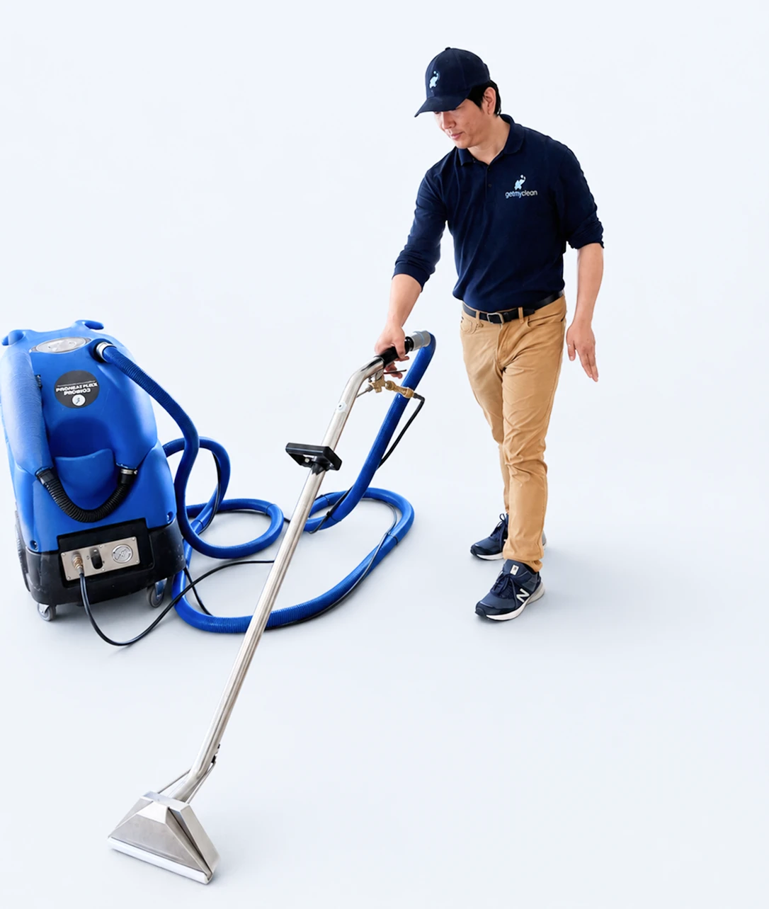 Getty Team technician performing commercial carpet extraction cleaning