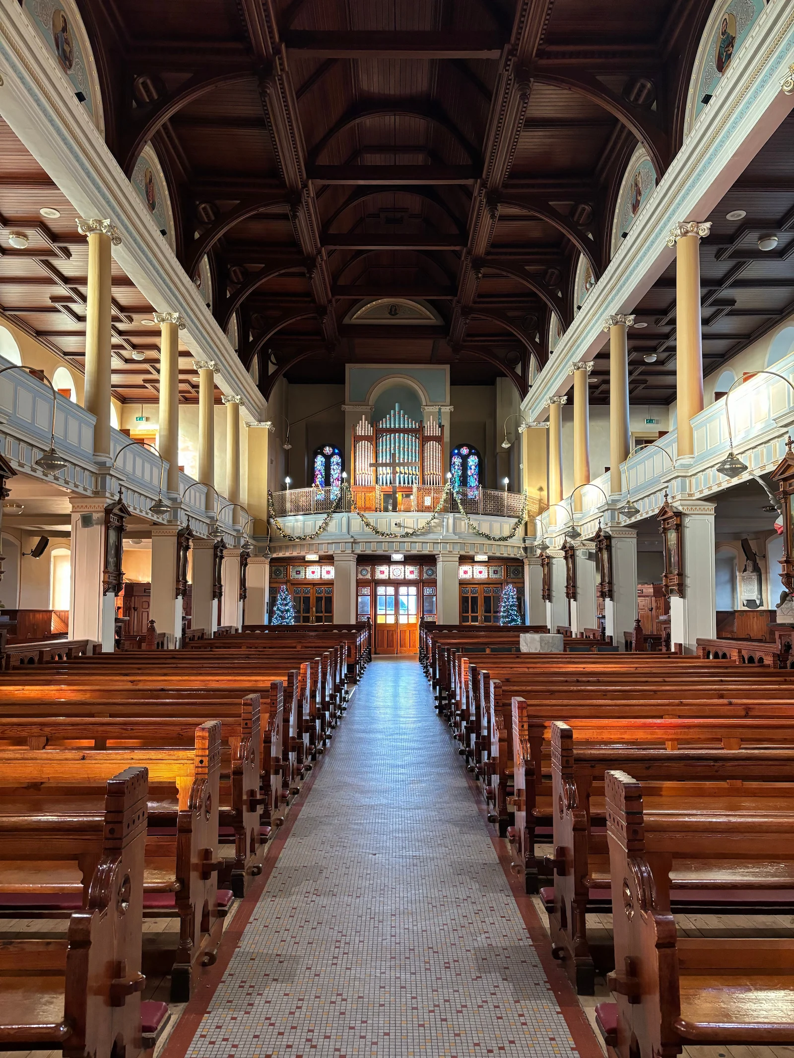 Professional cleaning services for religious and community facilities